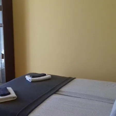 Sorompo Apartman 아파트 *